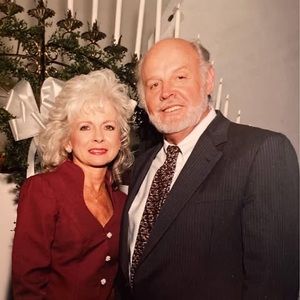 Meet your Posher, Dustie